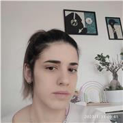 Appassionata di francese, vissuta per 2 anni in un paese di lingua francofona impartisce lezioni di francese